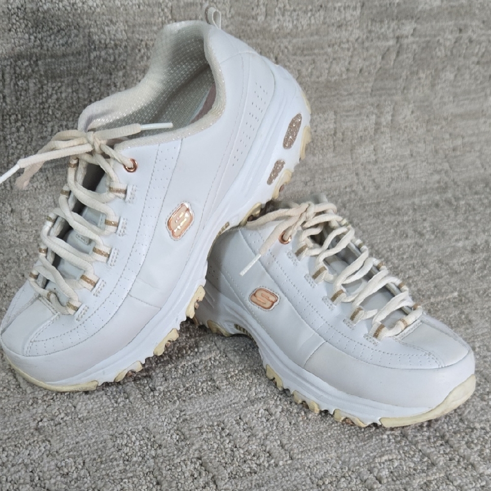 Skechers Women's Off-White and Beige Sneakers